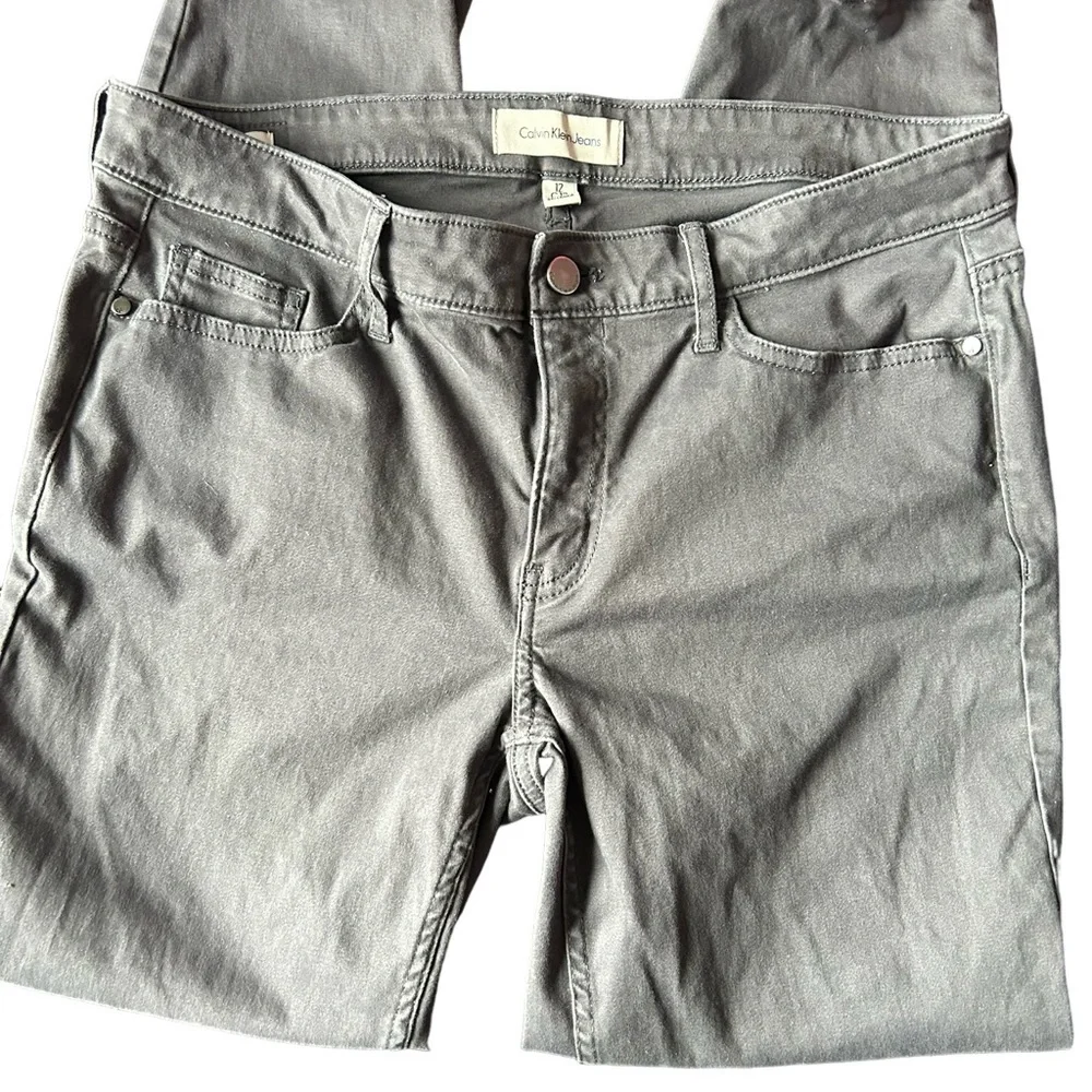 Calvin Klein Women's Gray Jeggings with pockets